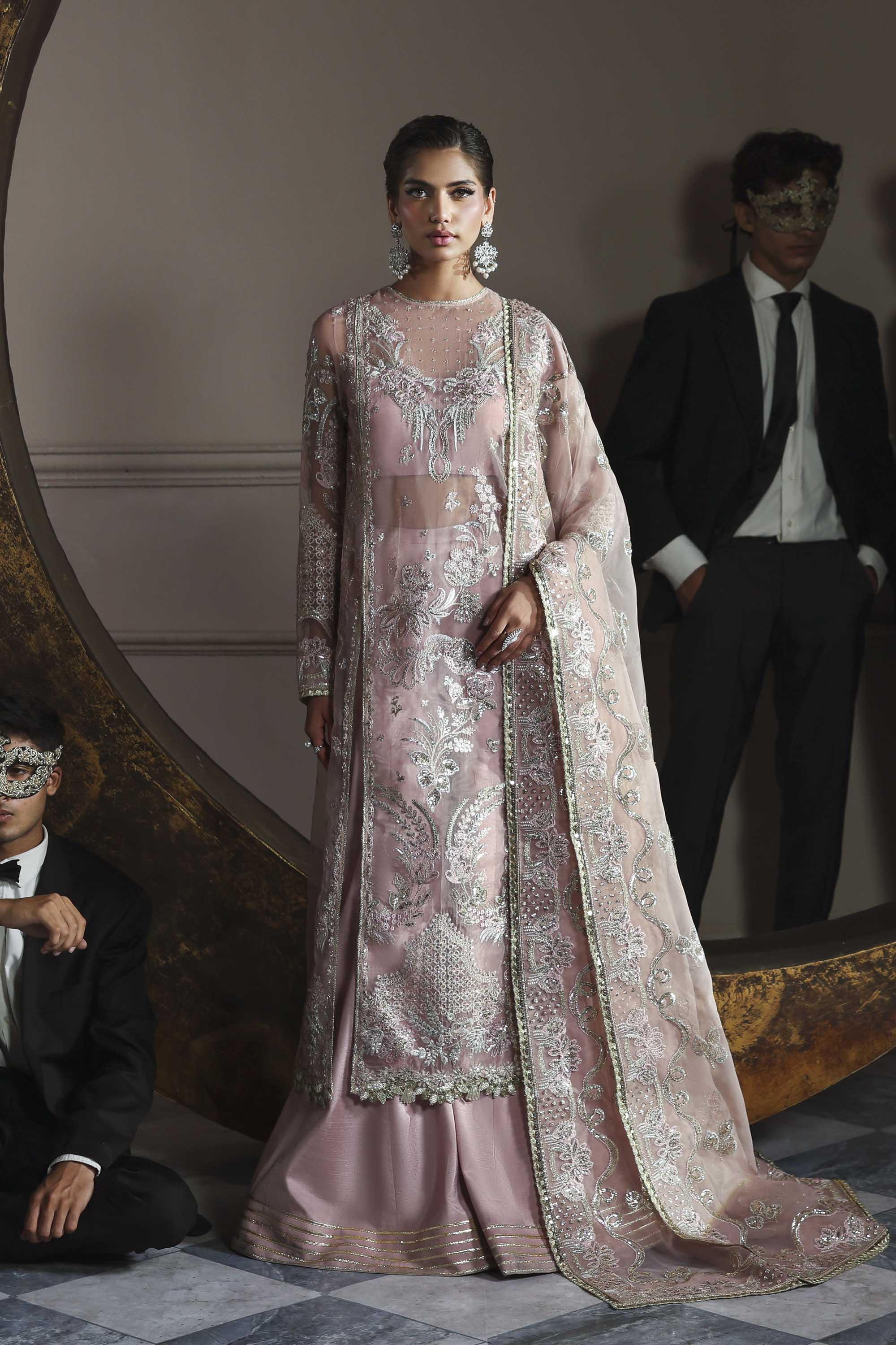 Akbar Aslam | Formals | Shahmeena