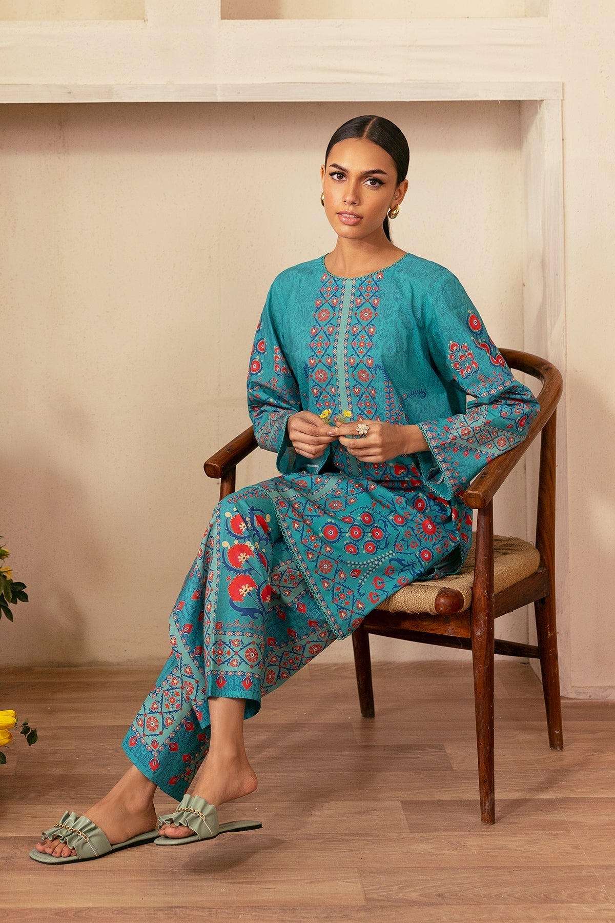 Sahar | Selene 25 | Mystic Suzani