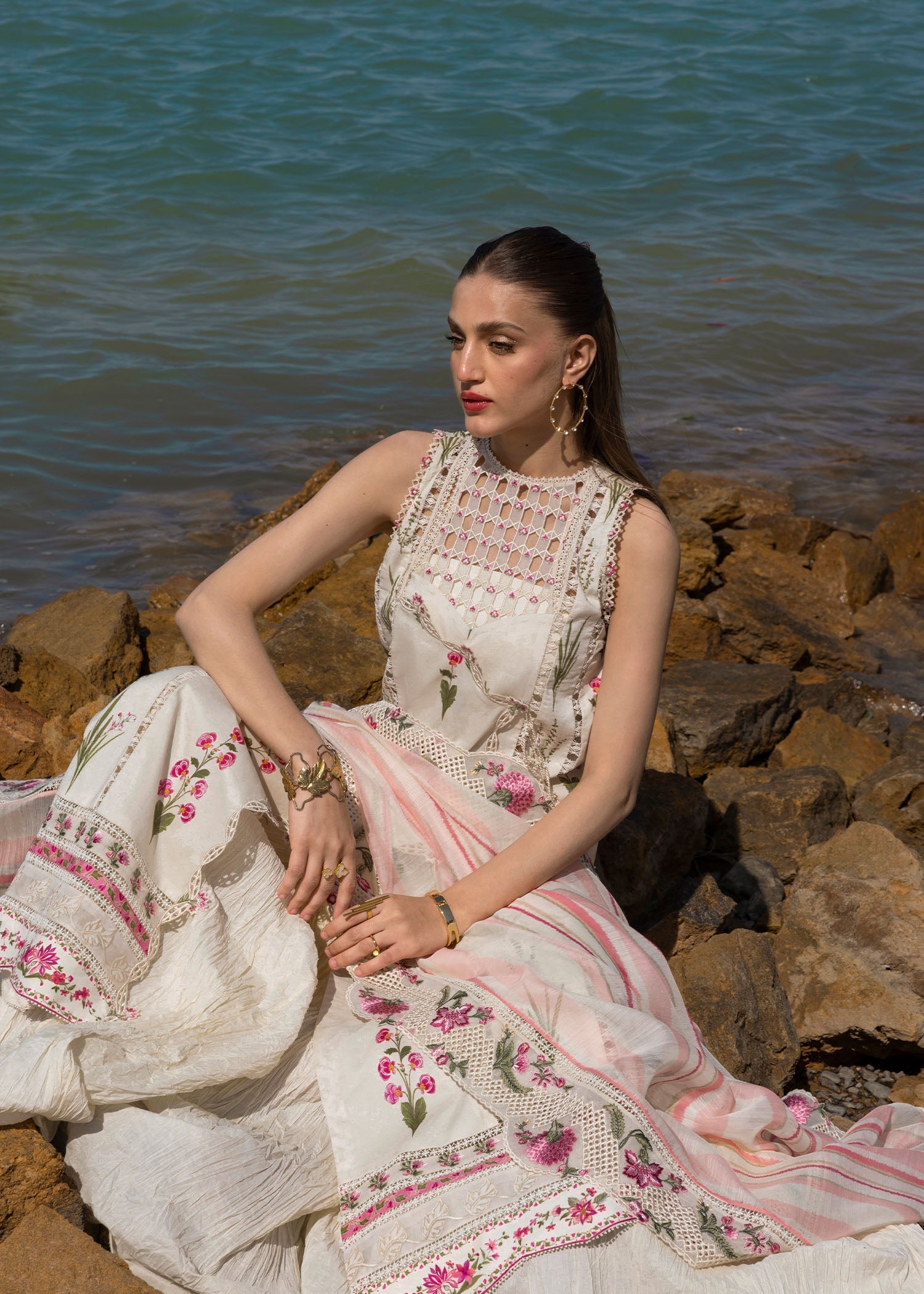 Crimson | Floe by Crimson | Once Upon A Flower - D9 B