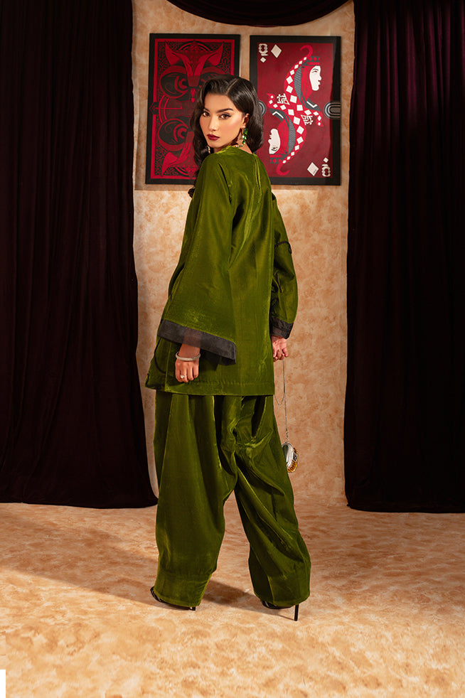 Fozia Khalid | Velvet Deck | Clover - Official Fozia Khalid - Agha Fabrics UK