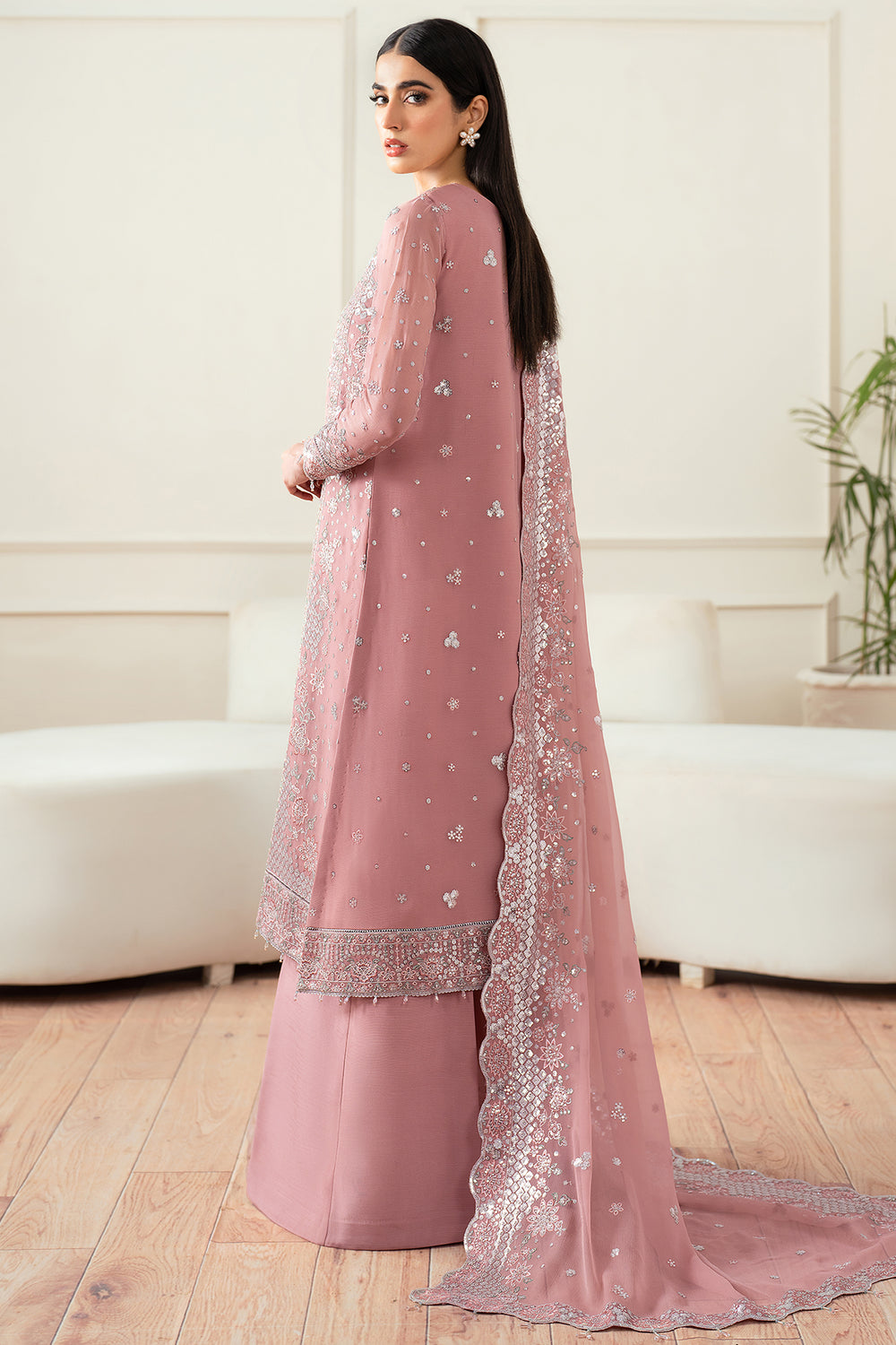 Farasha | Essence Formals 25 | Mauve Light