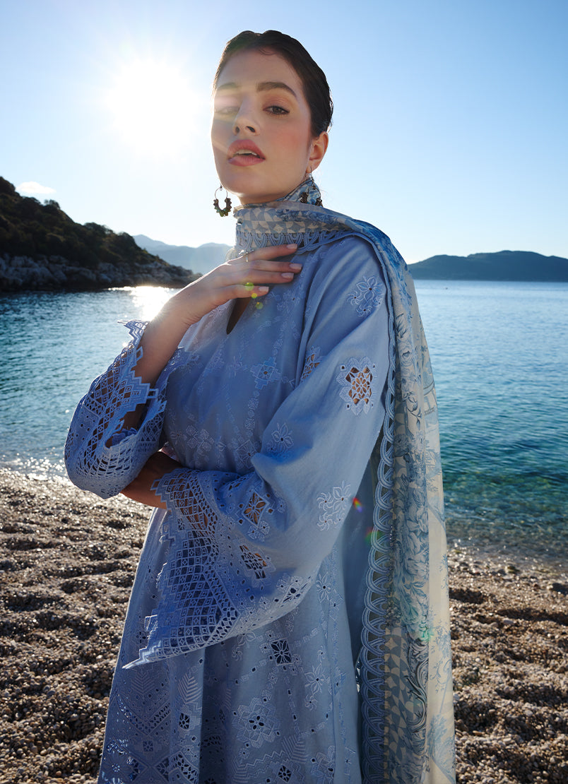 Image | Lawnkari 25 | Esme