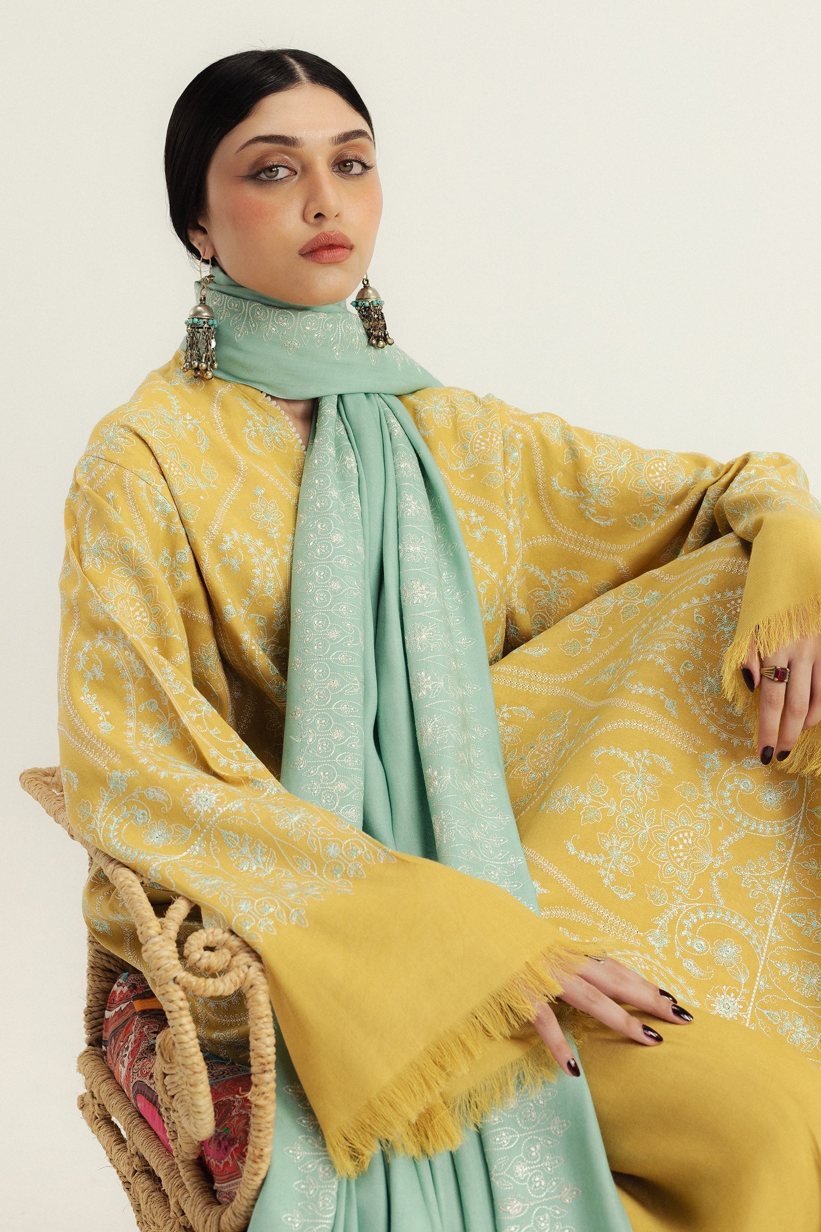 Zara Shahjahan | Winter 25 | Zarvaan
