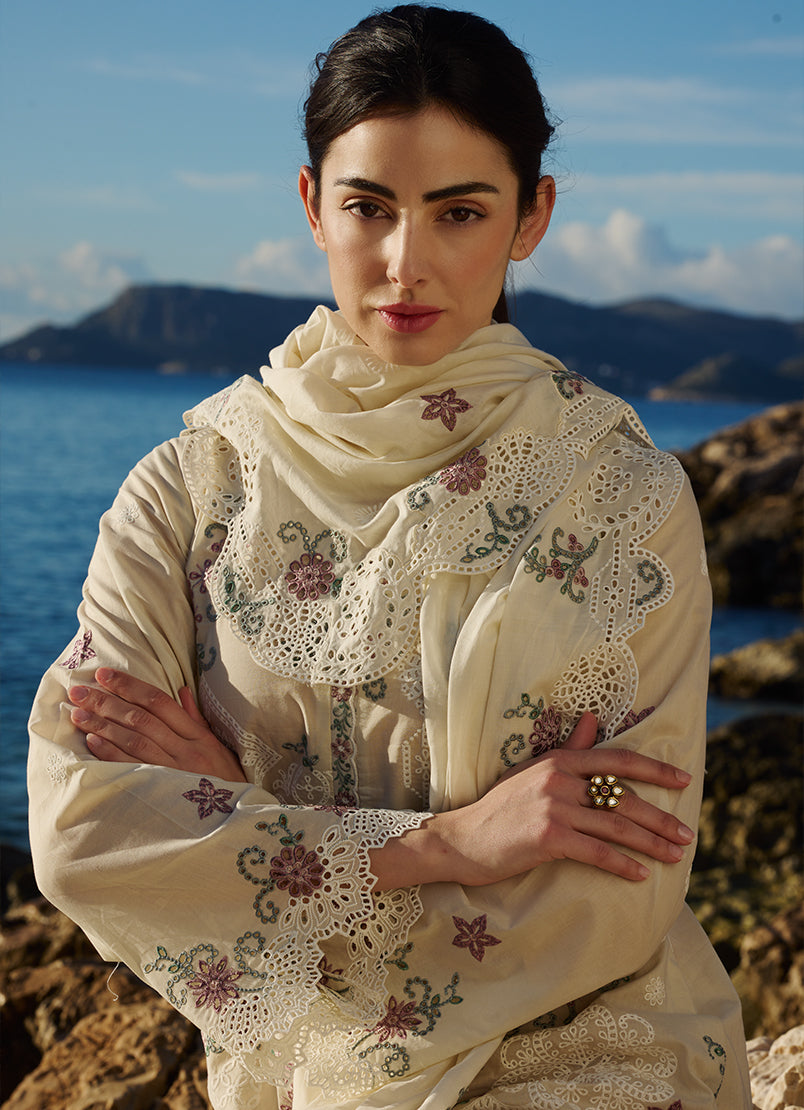 Image | Lawnkari 25 | Reem