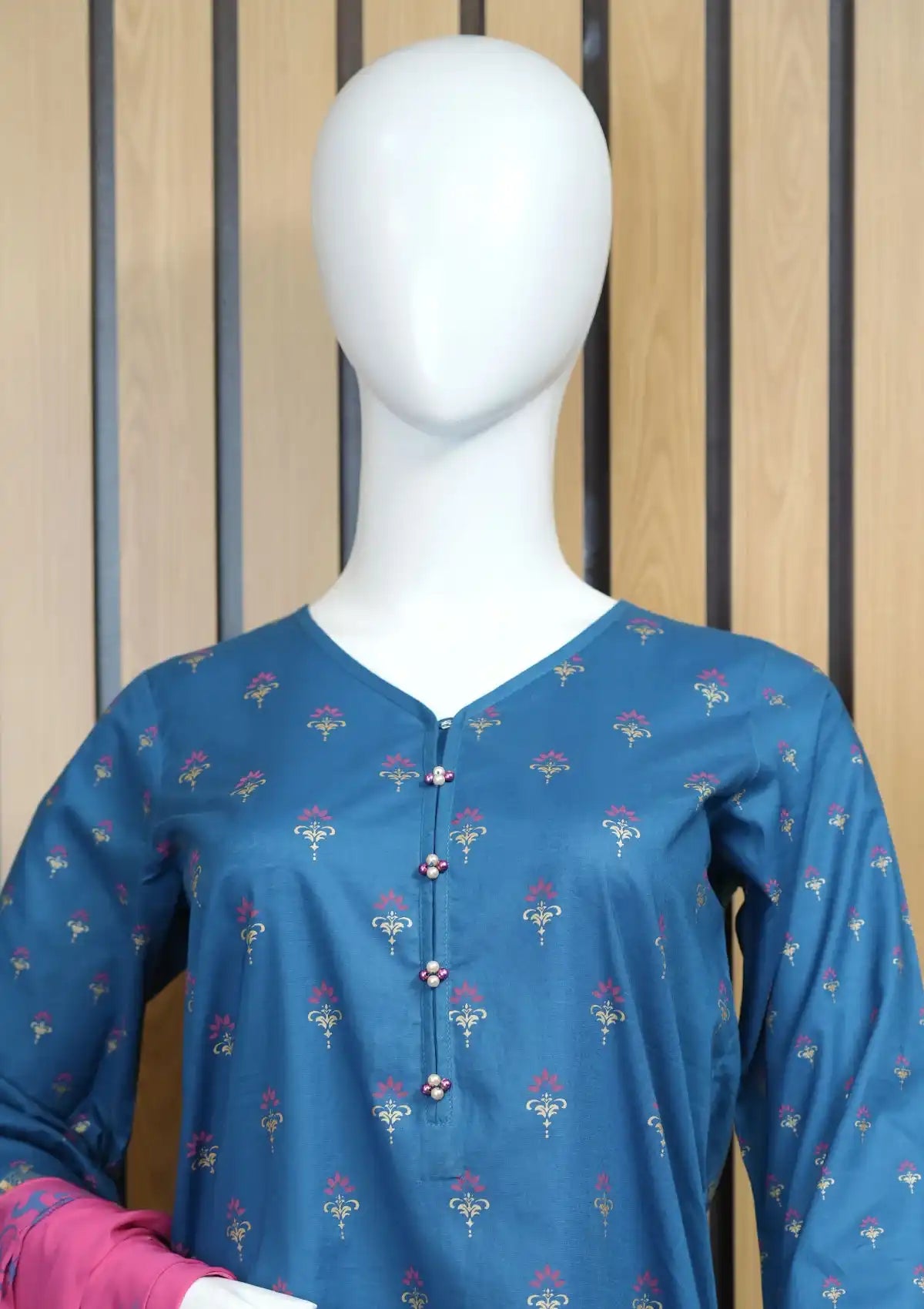 Winter Collection - Madiha Jahangir - Gulmira - Cambric - 3 pcs - D#08 - Official Madiha Jahangir - Agha Fabrics UK