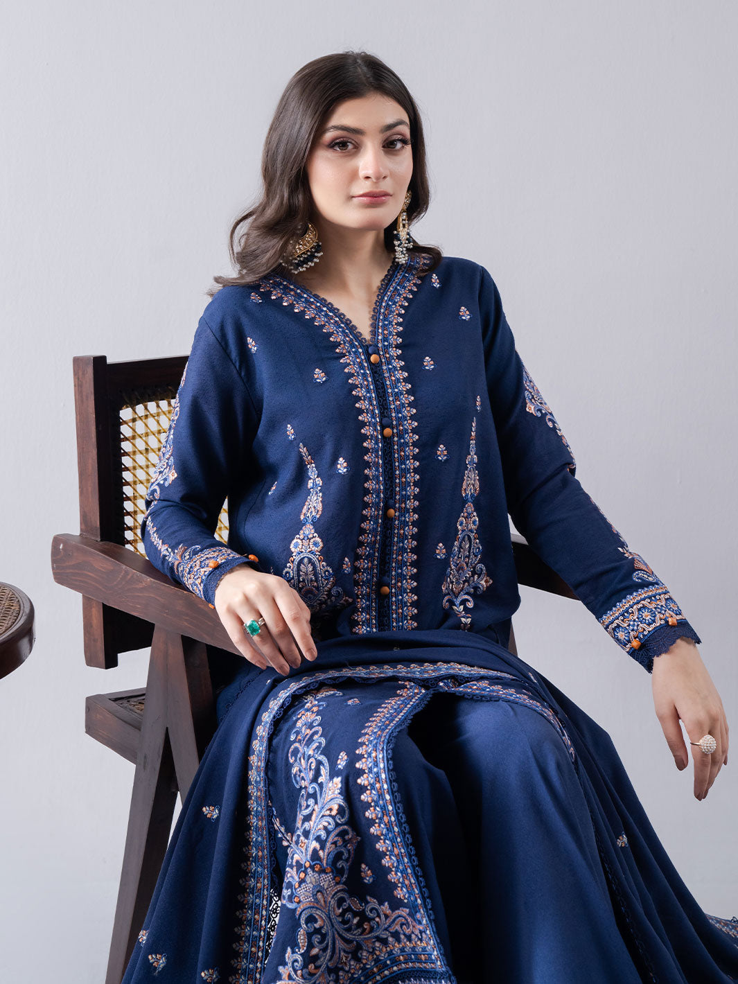 Faiza Faisal | Winter Edit 2024 | NAILA - Official Faiza Faisal - Agha Fabrics UK