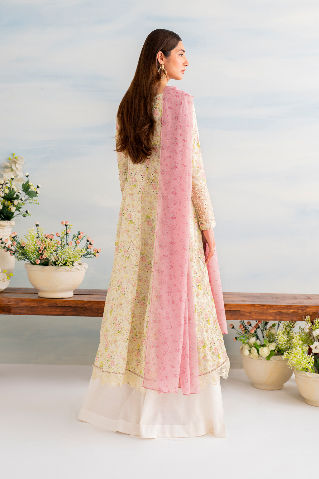 Iznik | Guzel lawn 24 | IGL-07 - Official Iznik - Agha Fabrics UK