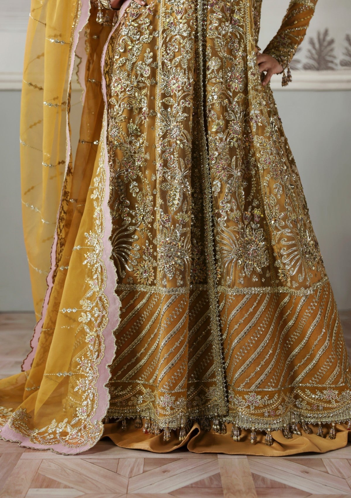 Formals - Akbar Aslam - Deewani 25 - ADF#1571 - Amoria