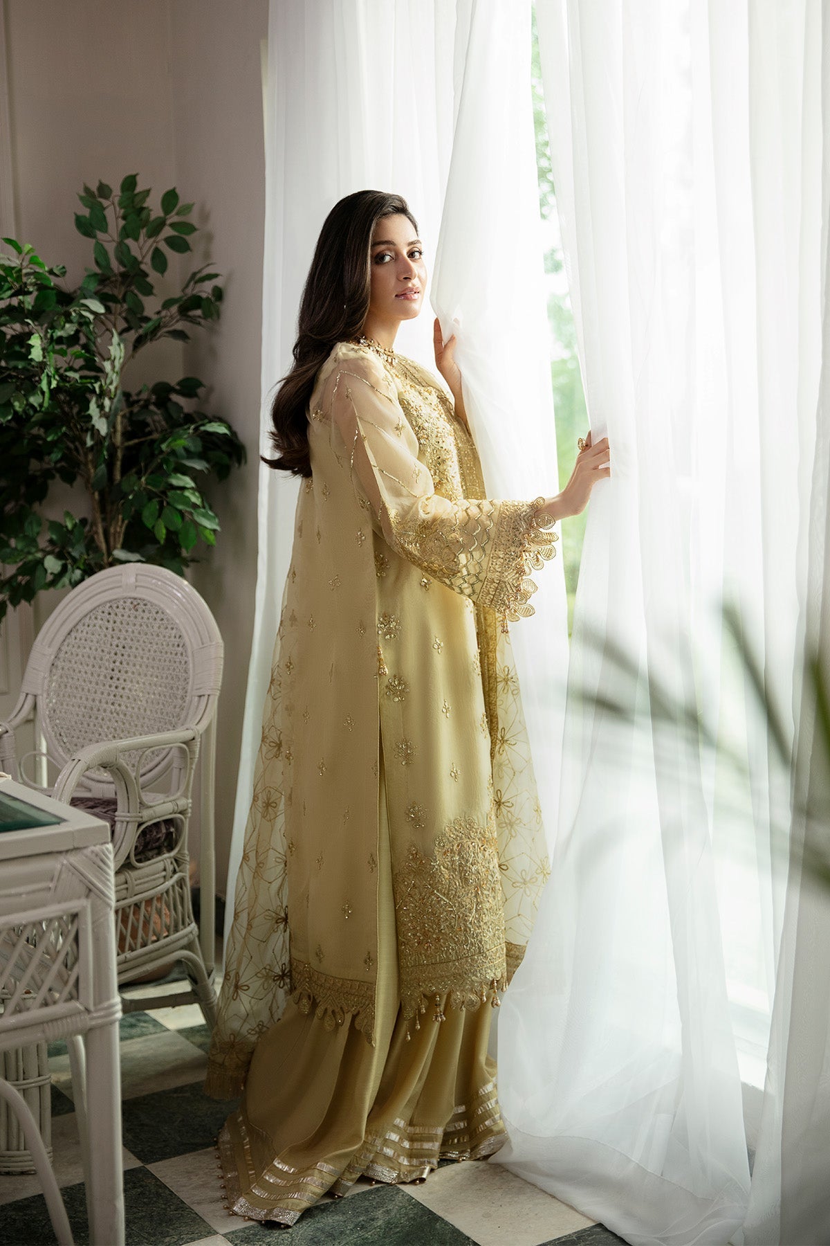 Raeesa Premium | Dehleez Formals | Dl 1036