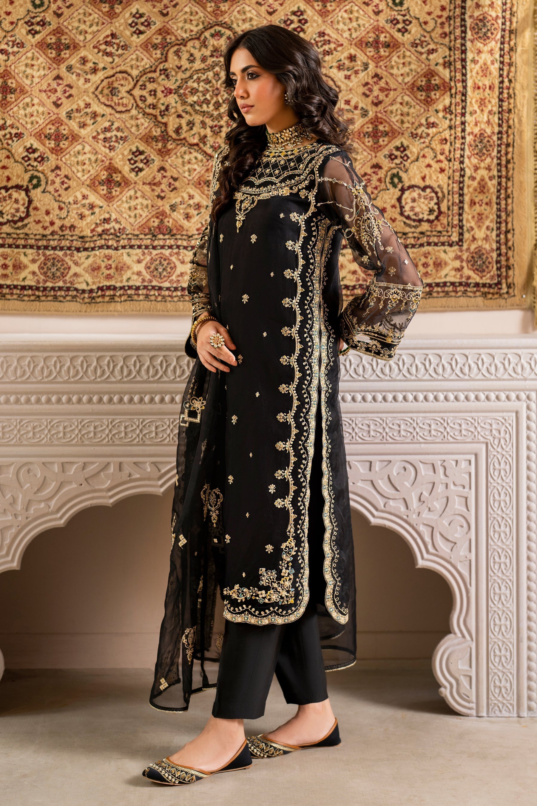 Naqshi | Kaansi Formals | LEENA