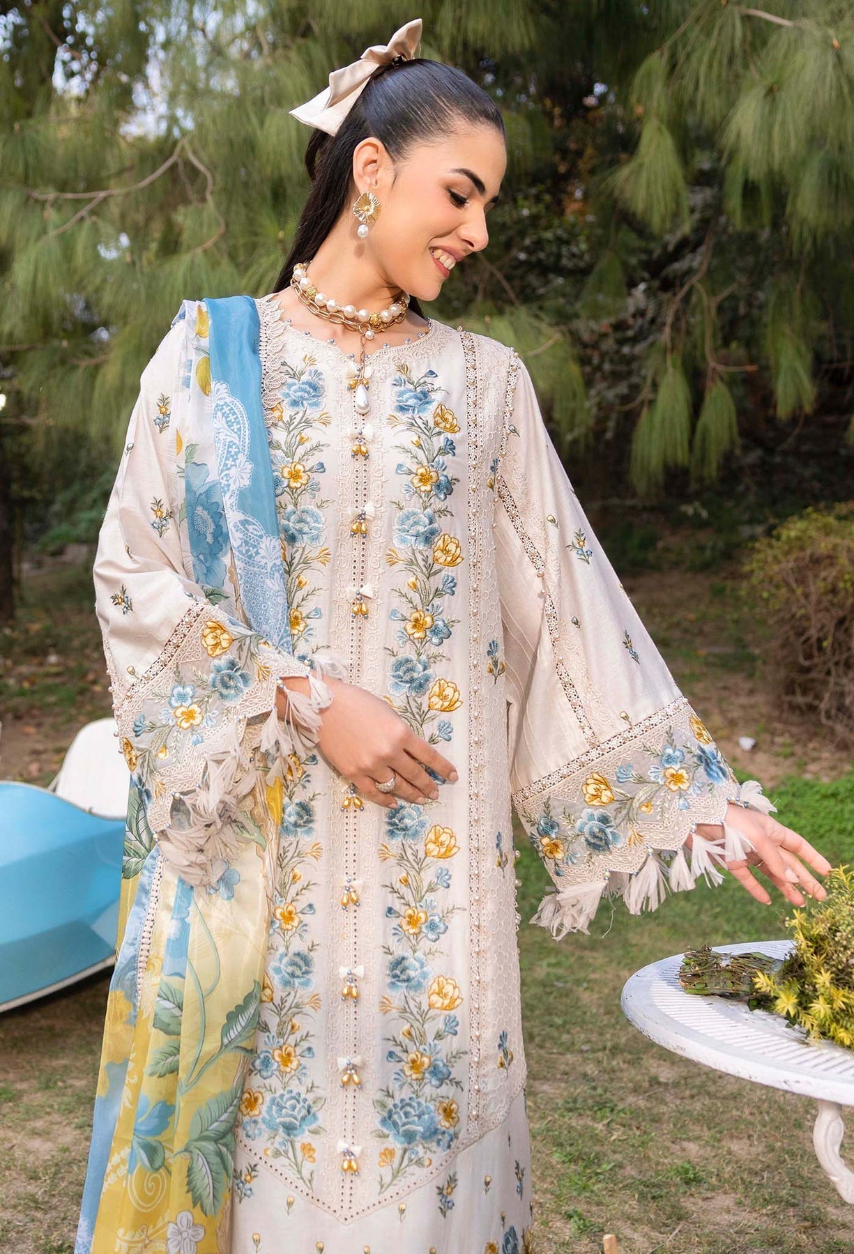 Adans Libas | Gul Rukh Lawn 25 | RUKH 2838