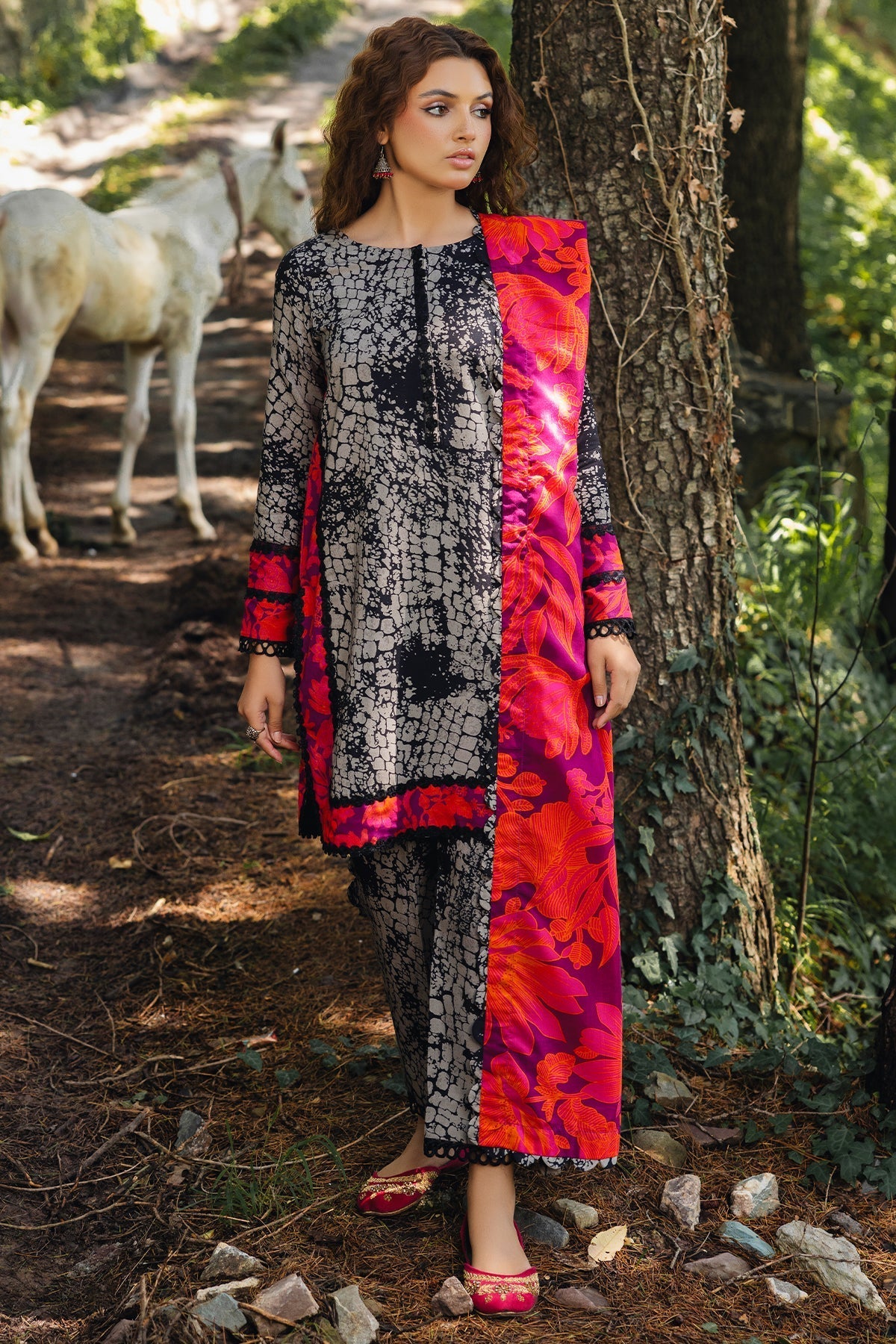 Charizma | Aniiq Embroidered Collection | STAPLE SHAWL ANW4-08 - Official Charizma - Agha Fabrics UK