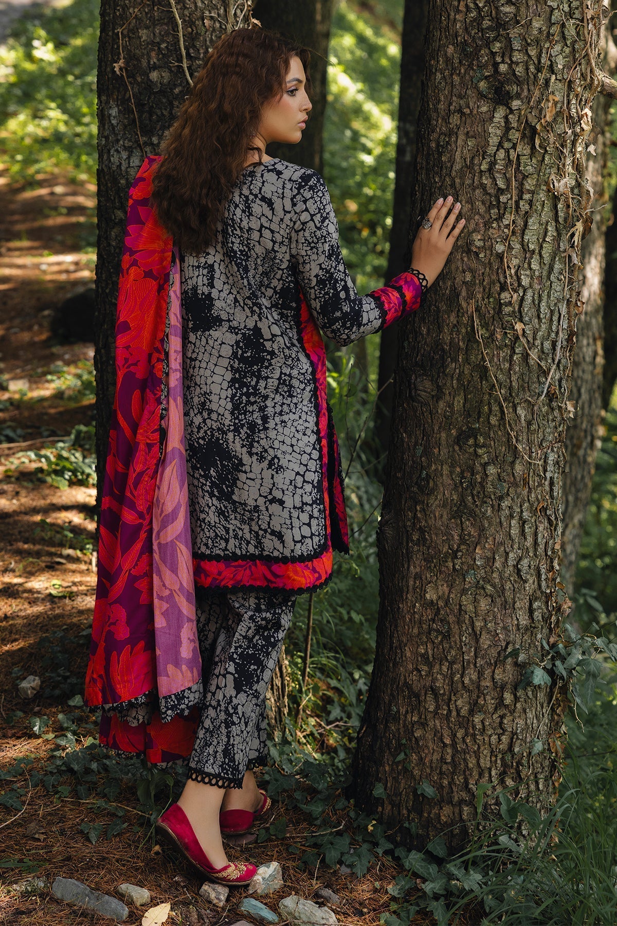 Charizma | Aniiq Embroidered Collection | STAPLE SHAWL ANW4-08 - Official Charizma - Agha Fabrics UK