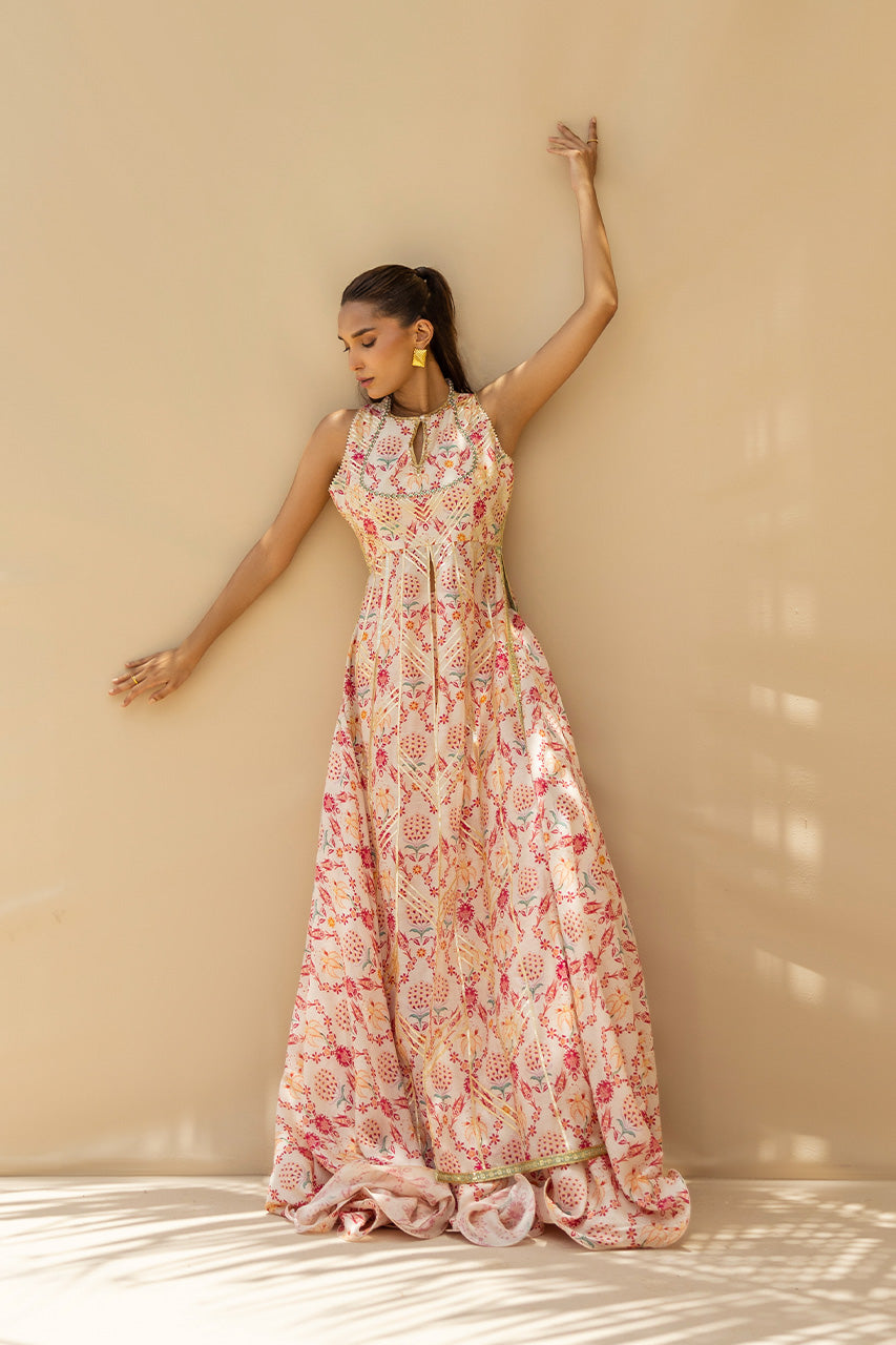 Sania Maskatiya | Samara Luxe 25 | Ralia (A)