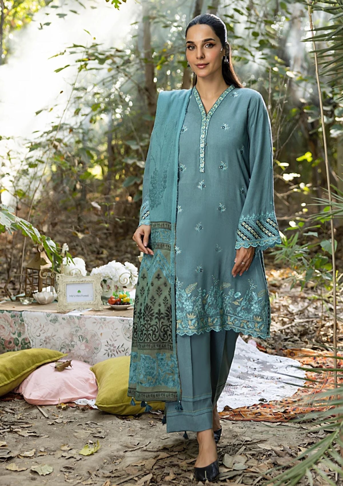 Winter Collection - Lakhany - Luxury Winter 24 - LG-RL-0102 - Official Lakhany - Agha Fabrics UK