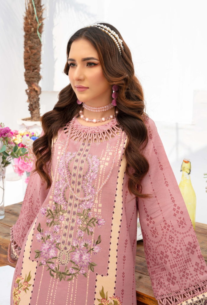 Humdum | Saira Bano Lawn 24 | D01 - Official HumDum - Agha Fabrics UK