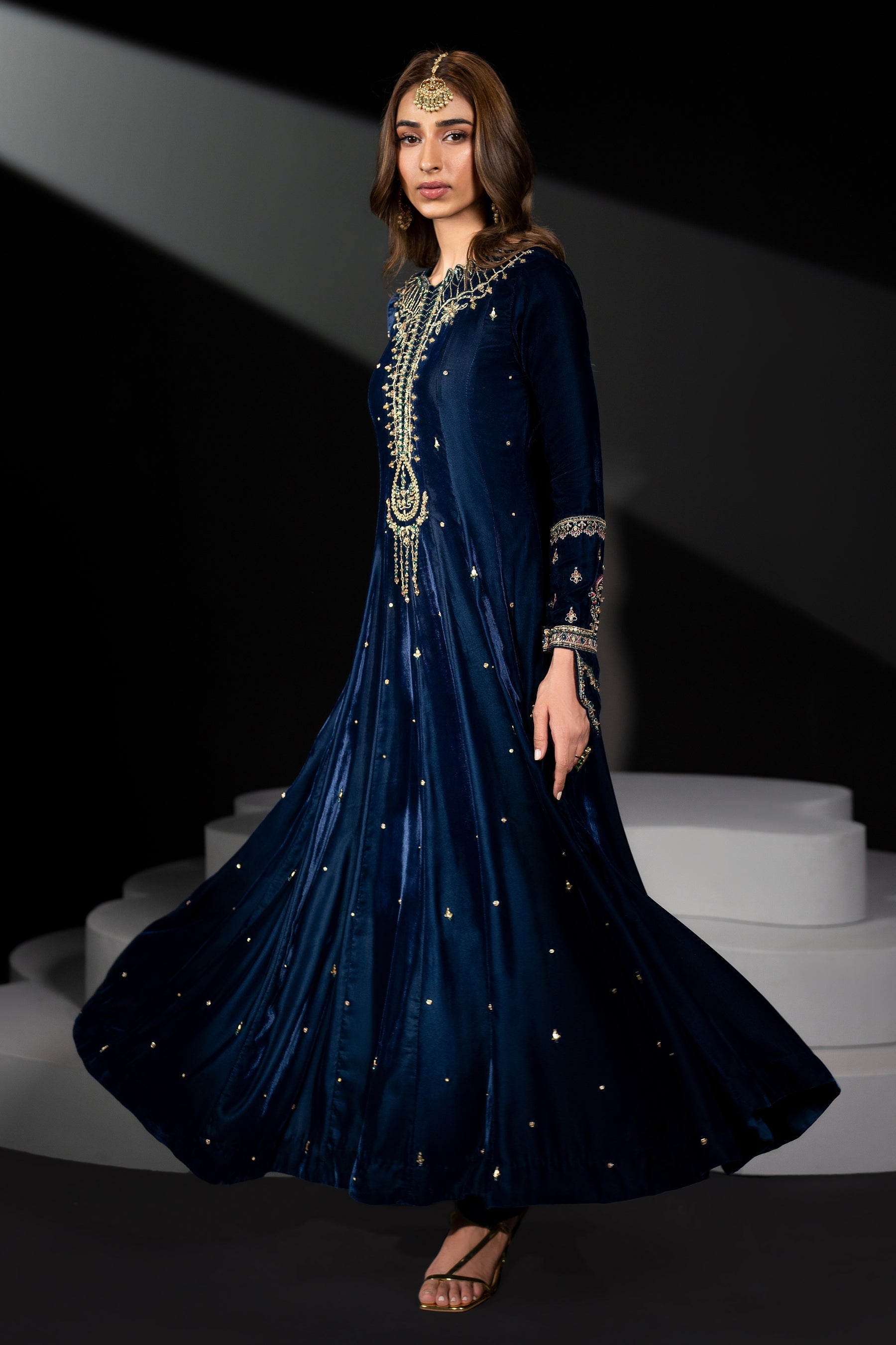 Naqshi | Makhmal 24 | LEILA