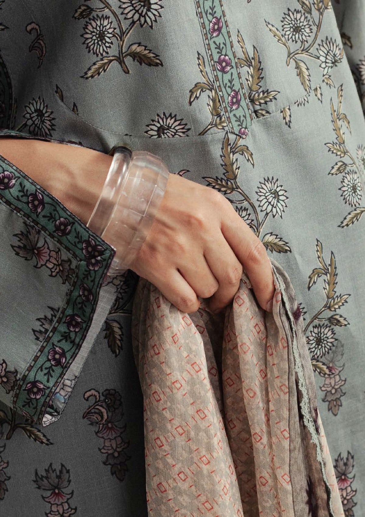 Zara Shahjahan | Coco Prints 25 | Fable-5B