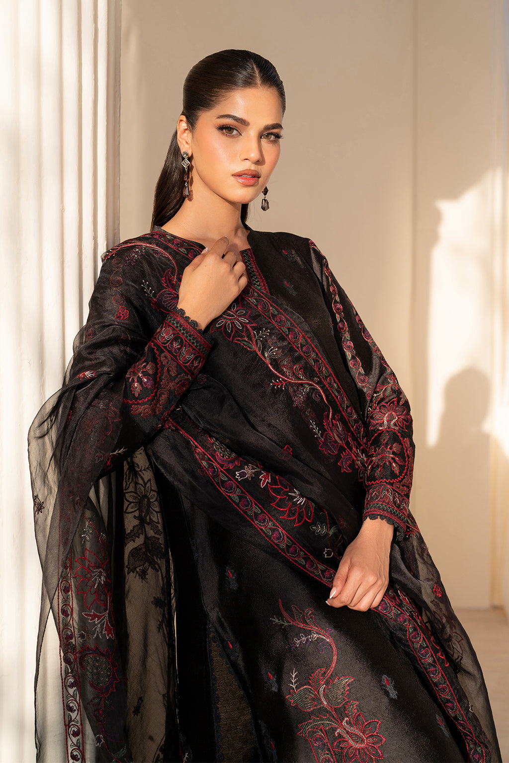 Iznik | Festive Formal | UE-434 Embroidered Pure silk - Official Iznik - Agha Fabrics UK