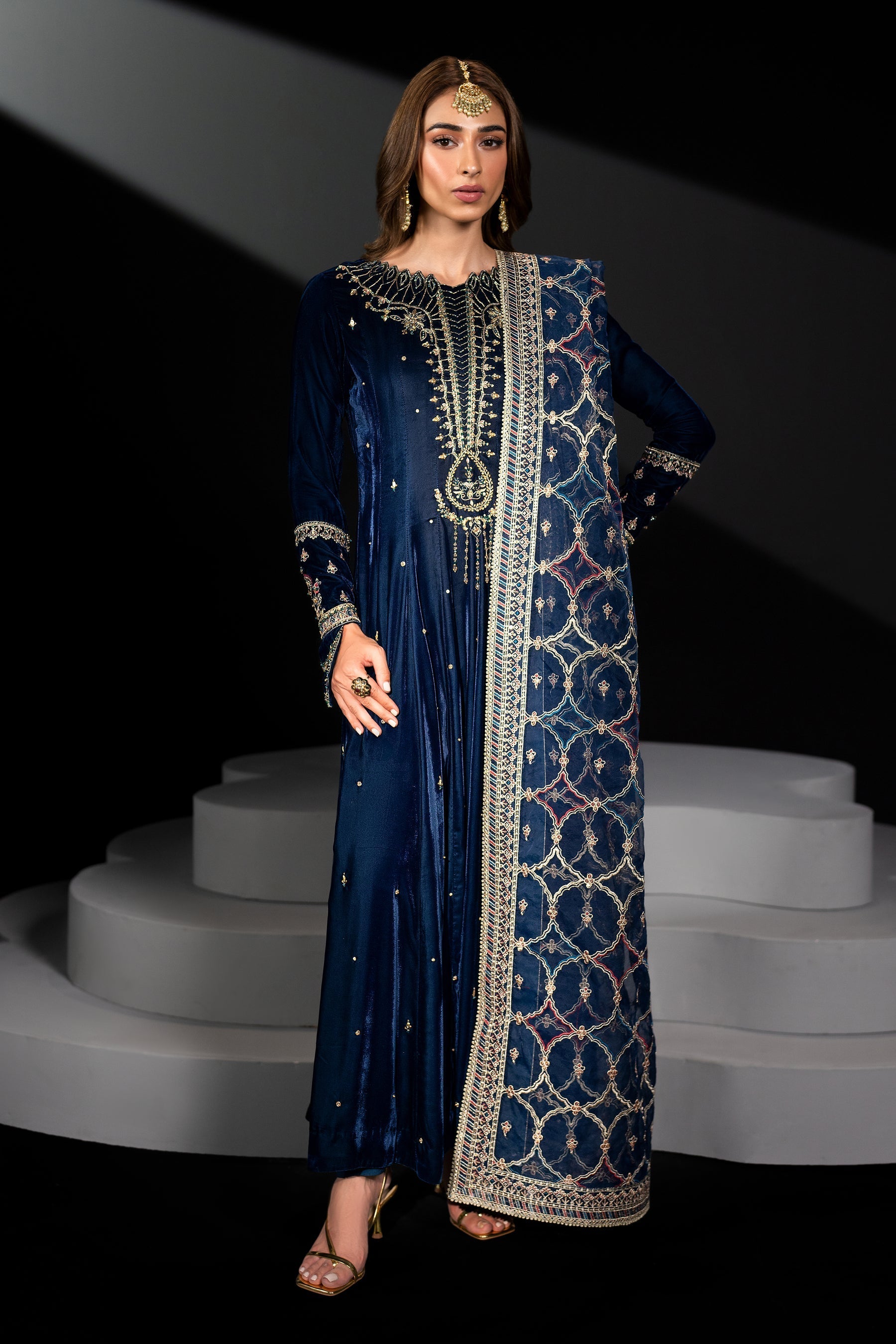 Naqshi | Makhmal 24 | LEILA