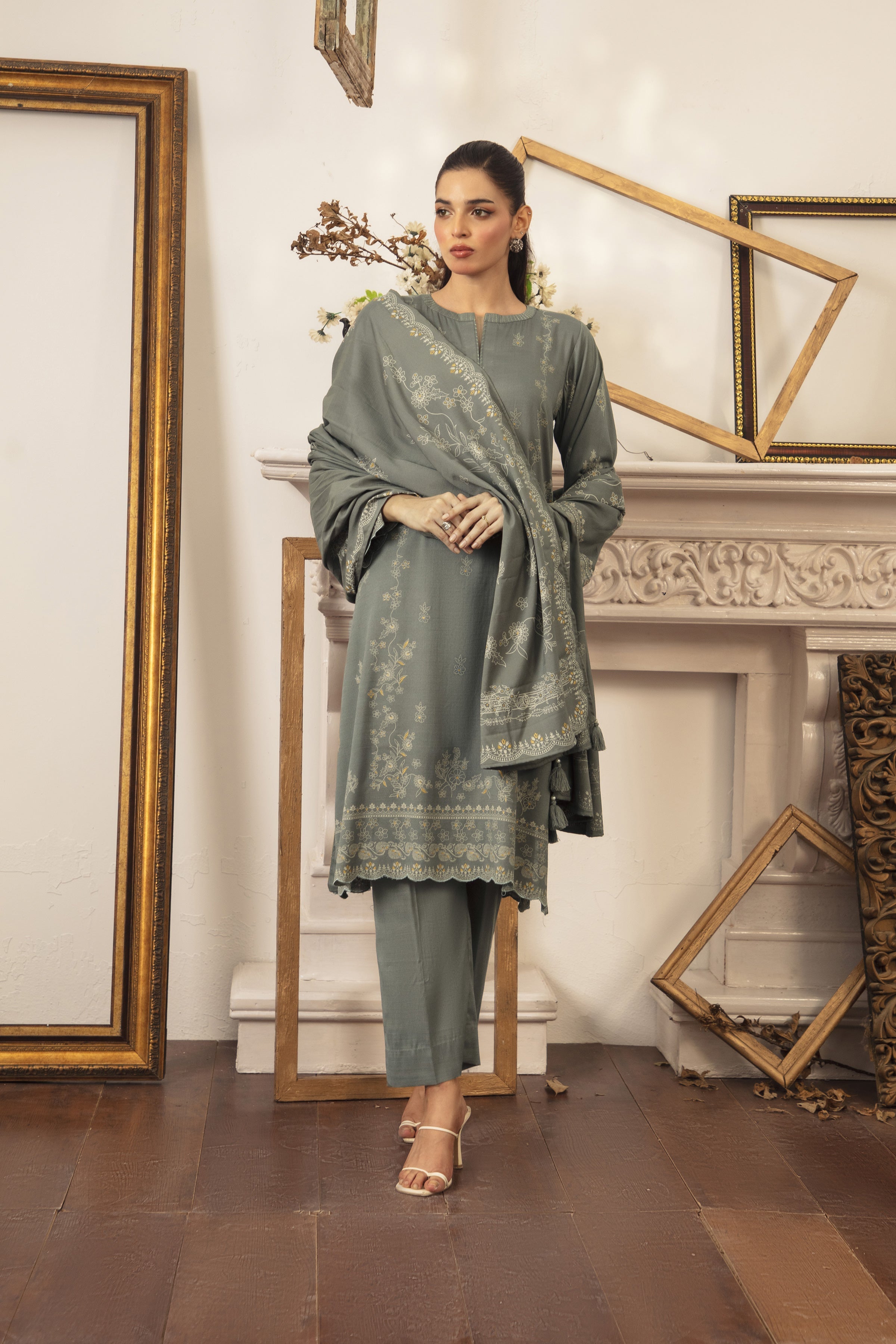 LSM | Winter Marina 25 | 0259-C