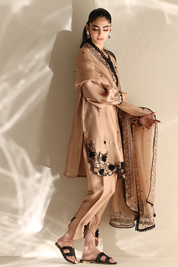 Sana Abbas | Mor Luxe | LATTE