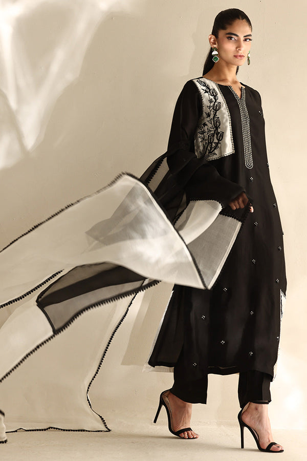 Sana Abbas | Mor Luxe | ILANA