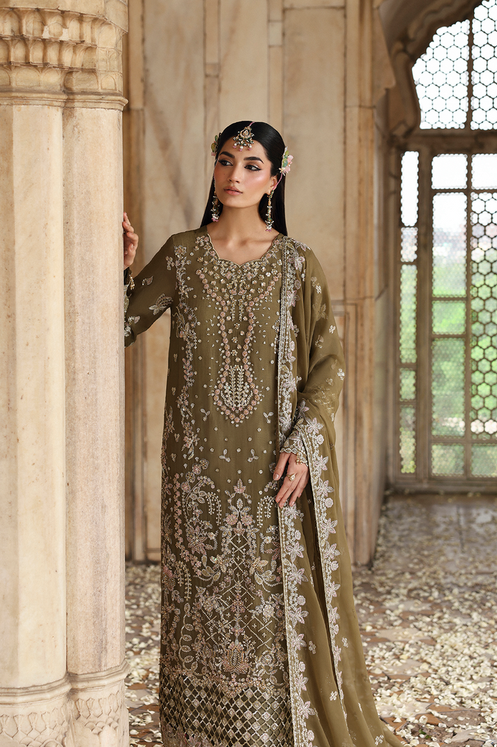 Emaan Adeel | Romansiyyah Luxury Formals | OLIVEA