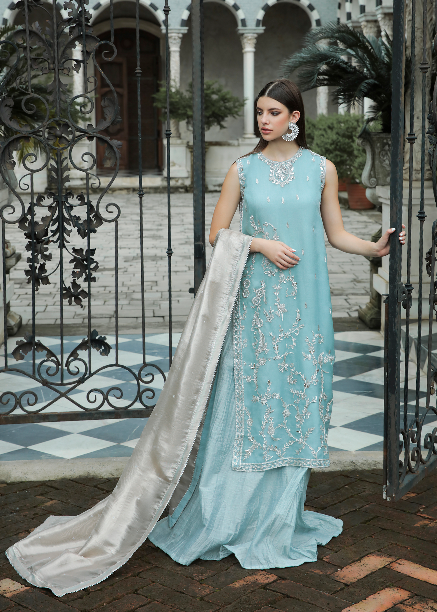 Purple Haze Pret Studio | Apsara Formals | Ice Blue Organza Outfit
