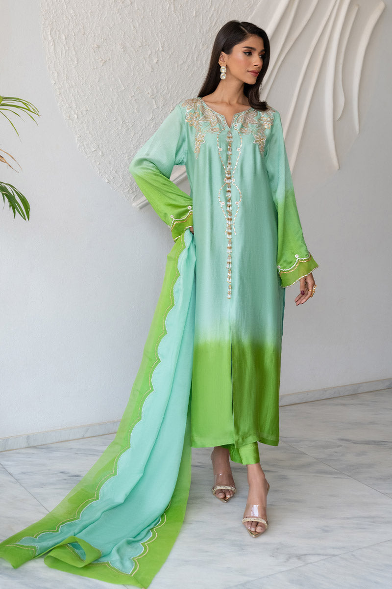 Chic Ophicial | Celenia Pret | Ombre Green