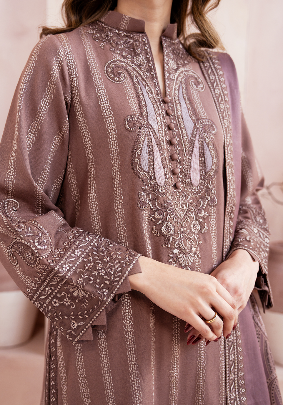 Zarqash | The Winter Luxe Pret | MOCHA MUSE