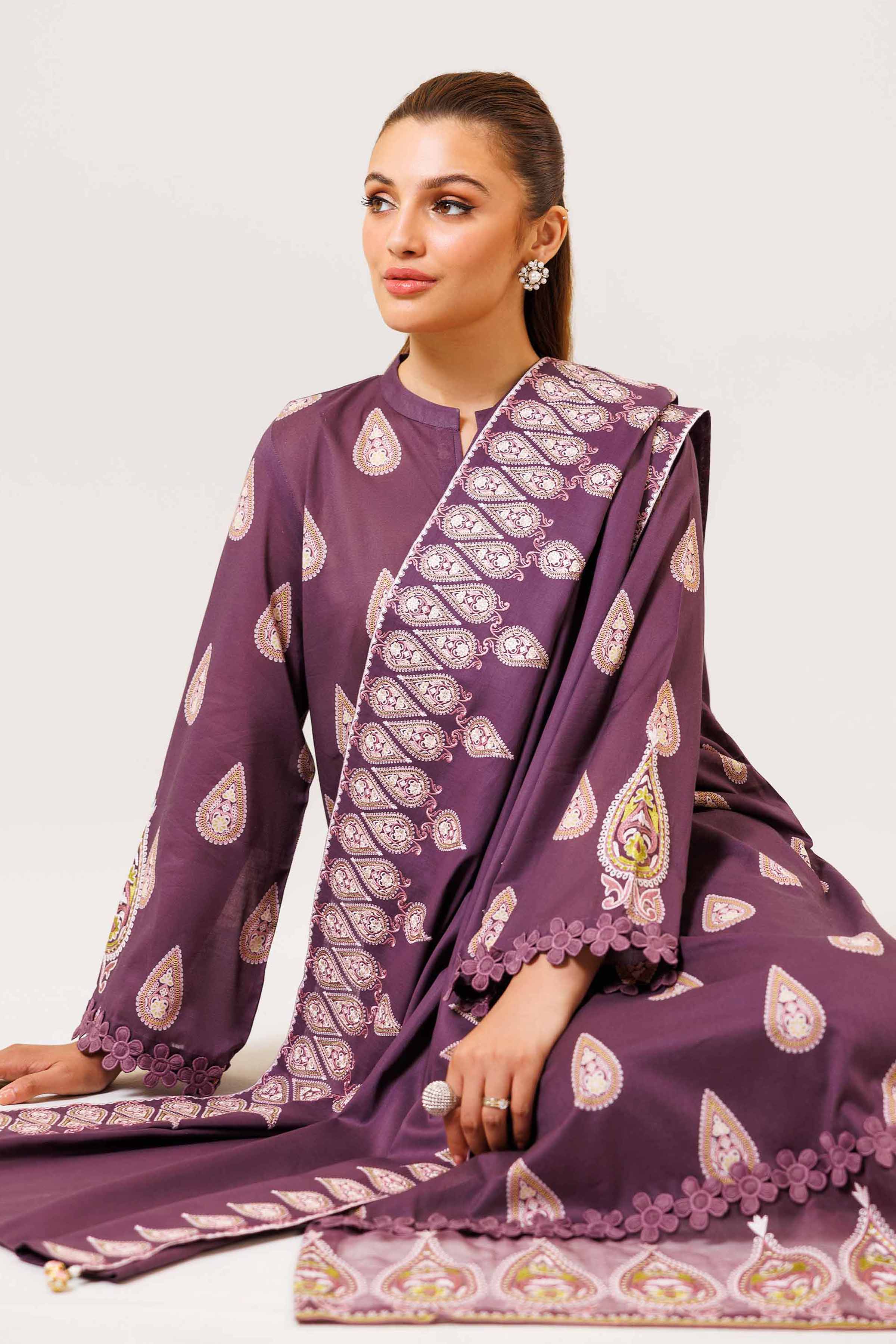 Nishat | Cross Season Edit | 42401986-1