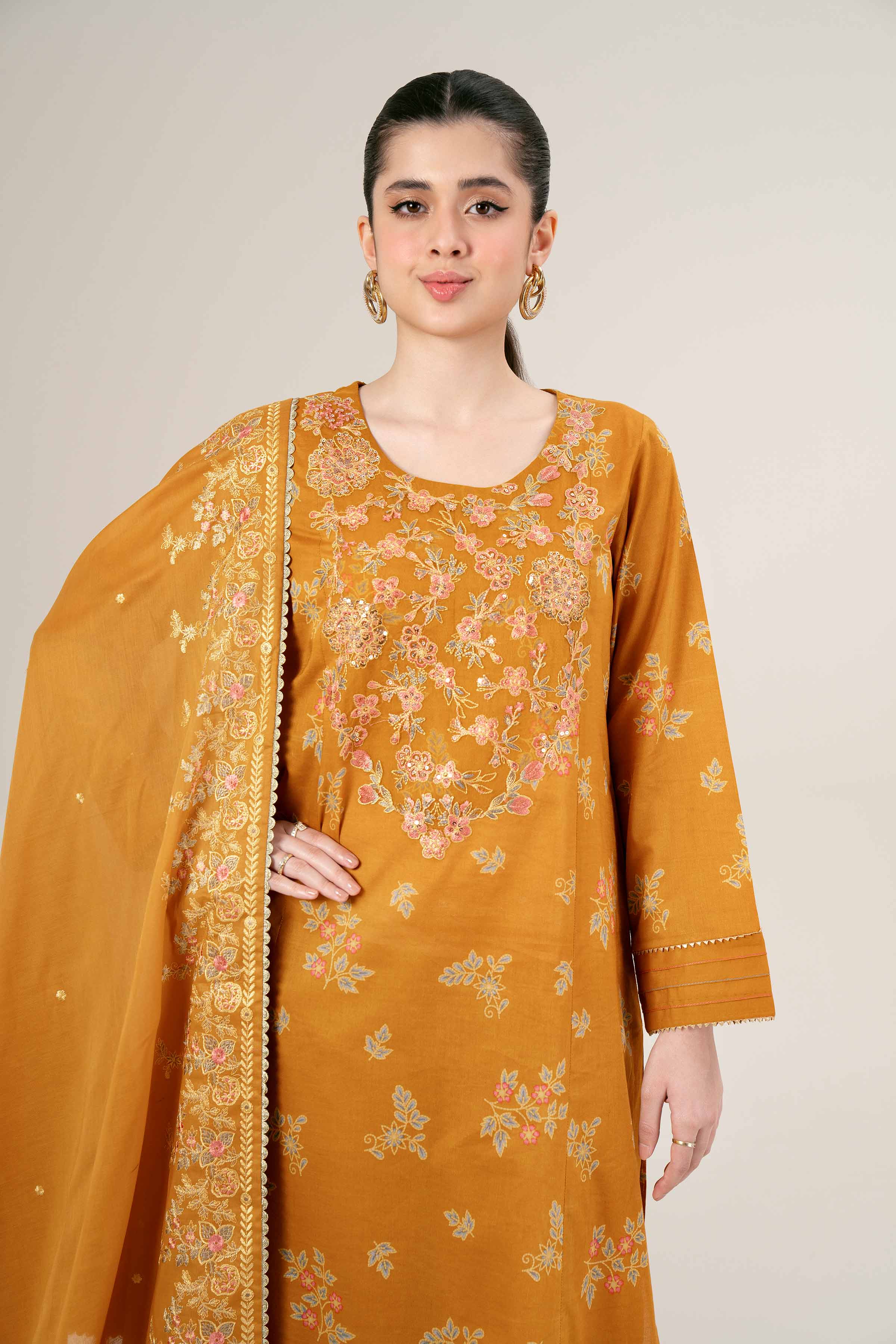 Nishat | Cross Season Edit | 42401991-1