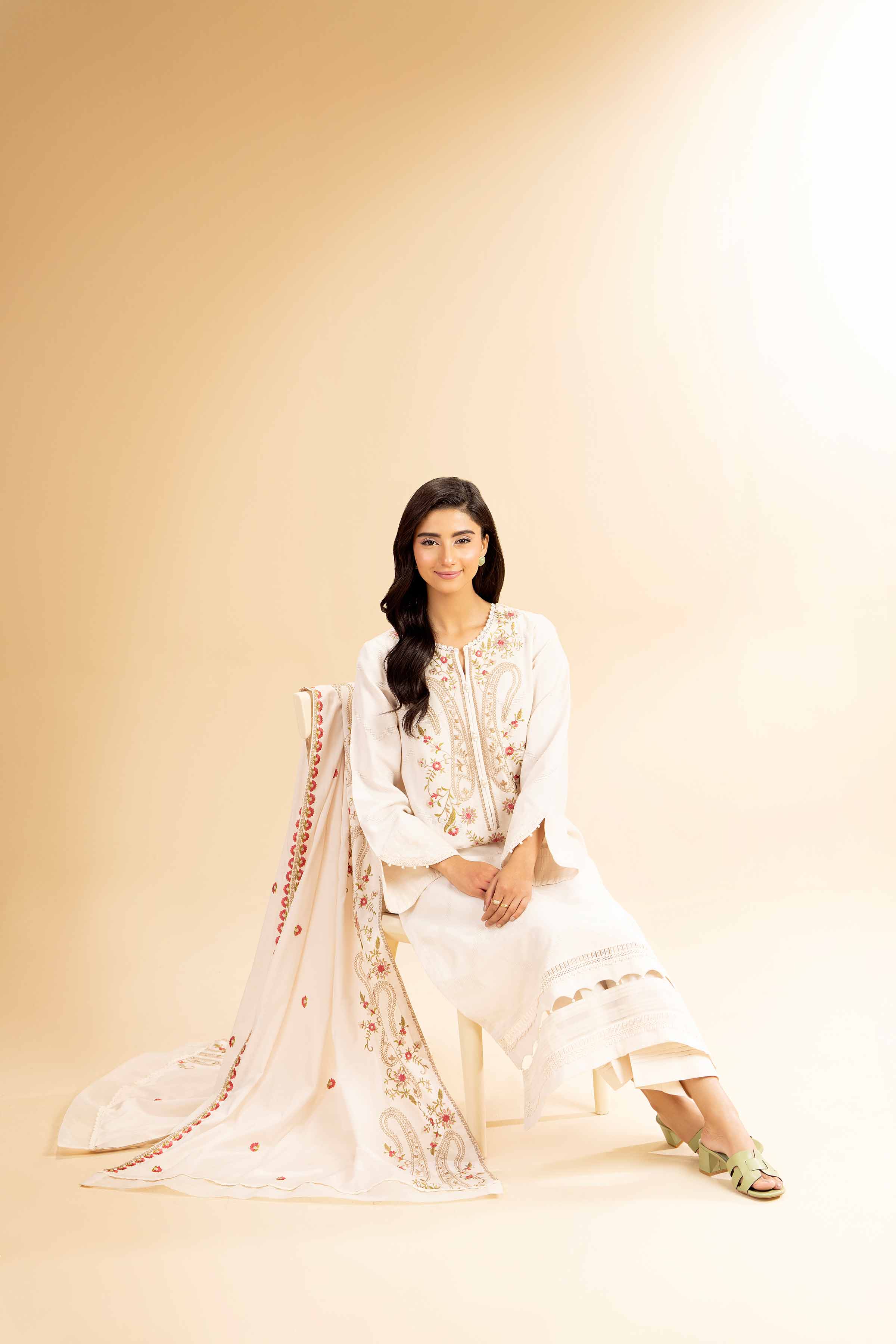 Nishat | Cross Season Edit | 42501096