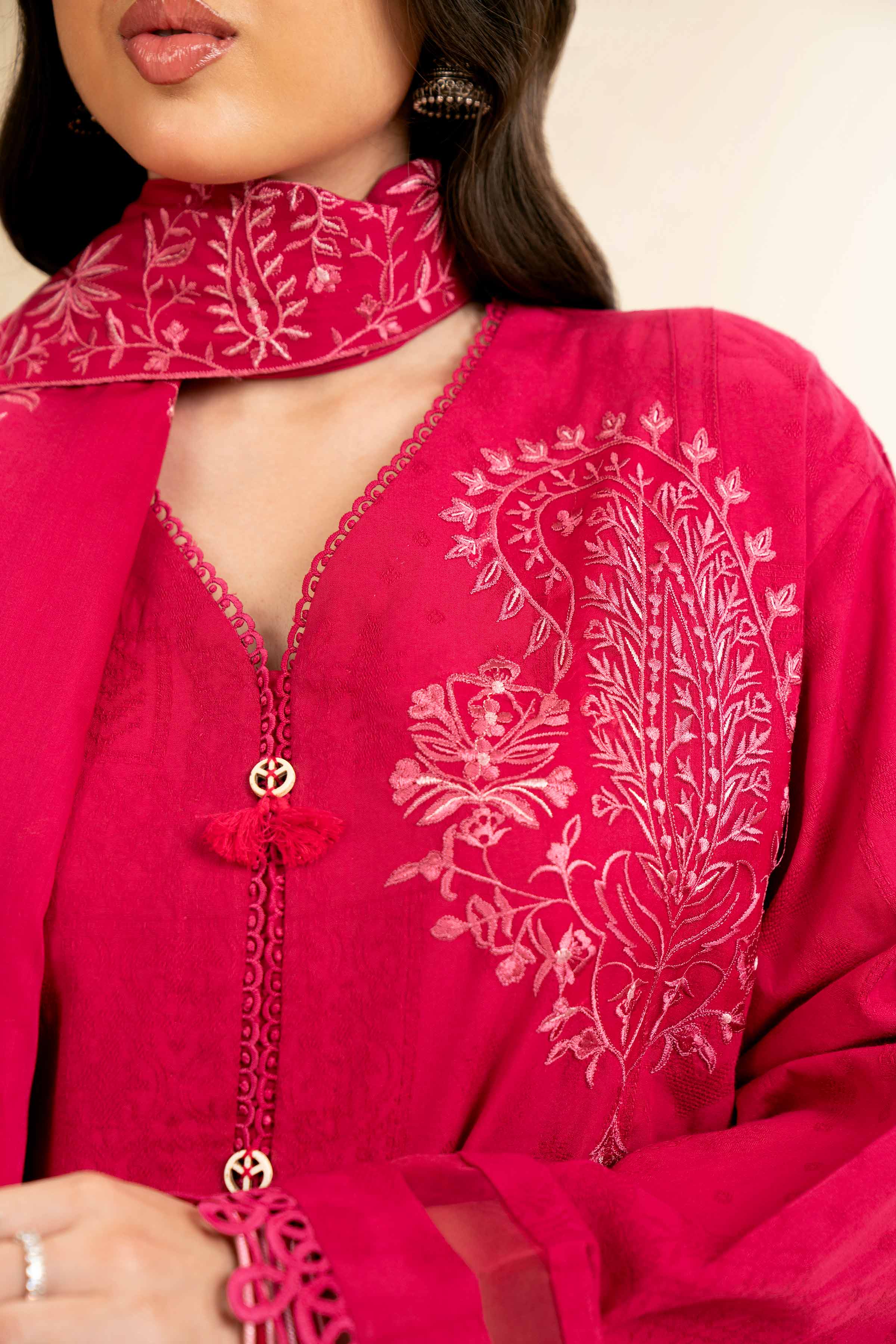 Nishat | Cross Season Edit | 42501104