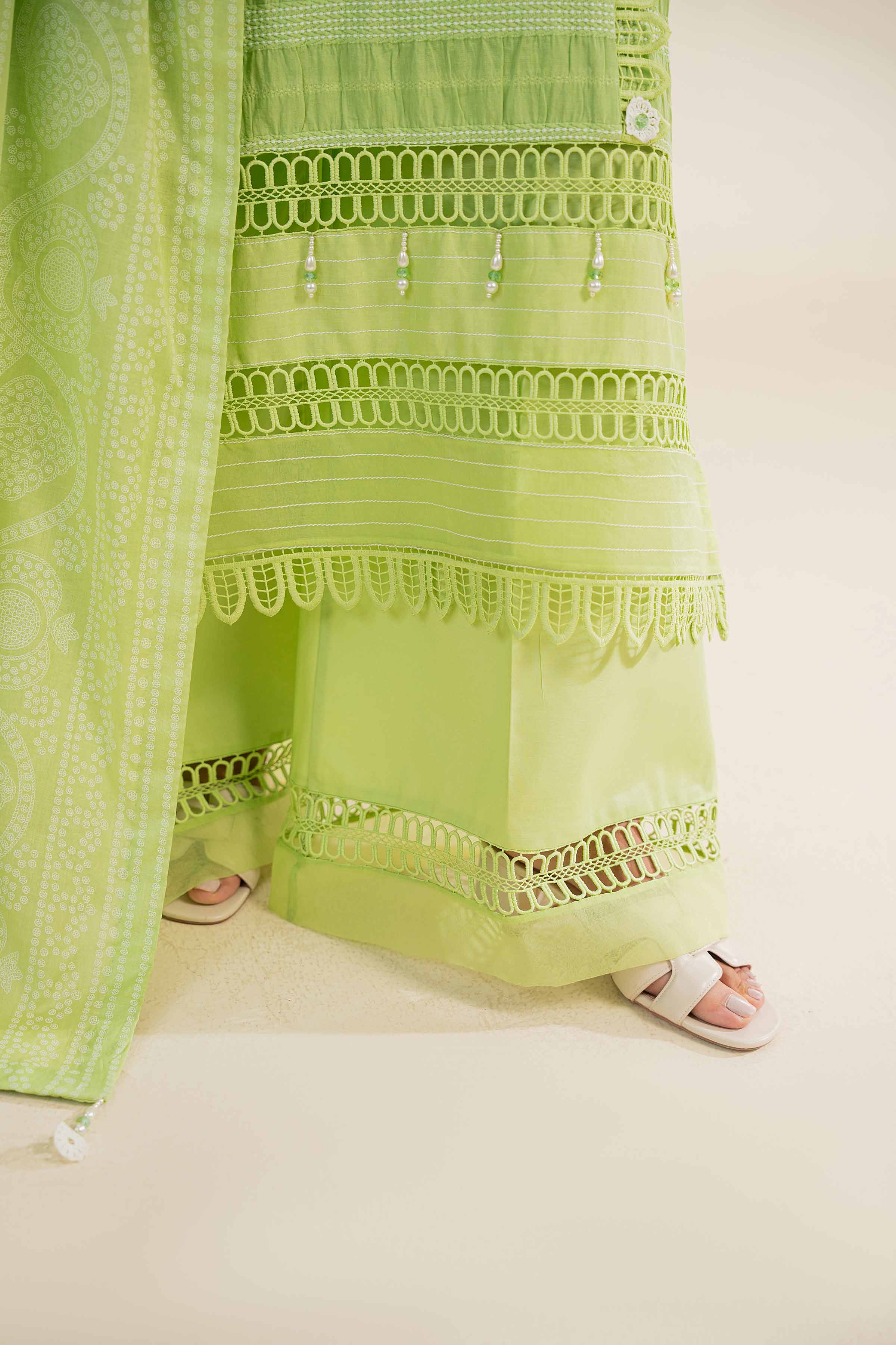 Nishat | Cross Season Edit | 42501109