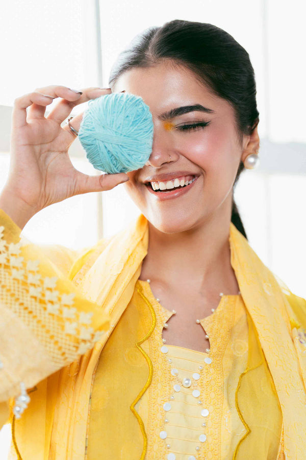 Nishat | Winter 25 | 42502114