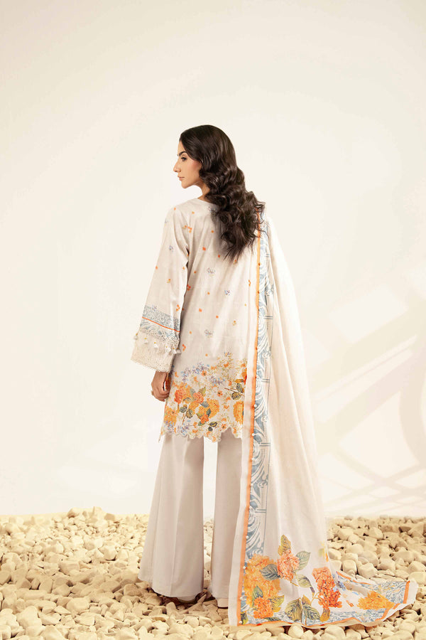 Nishat | Winter 25 | 42502118