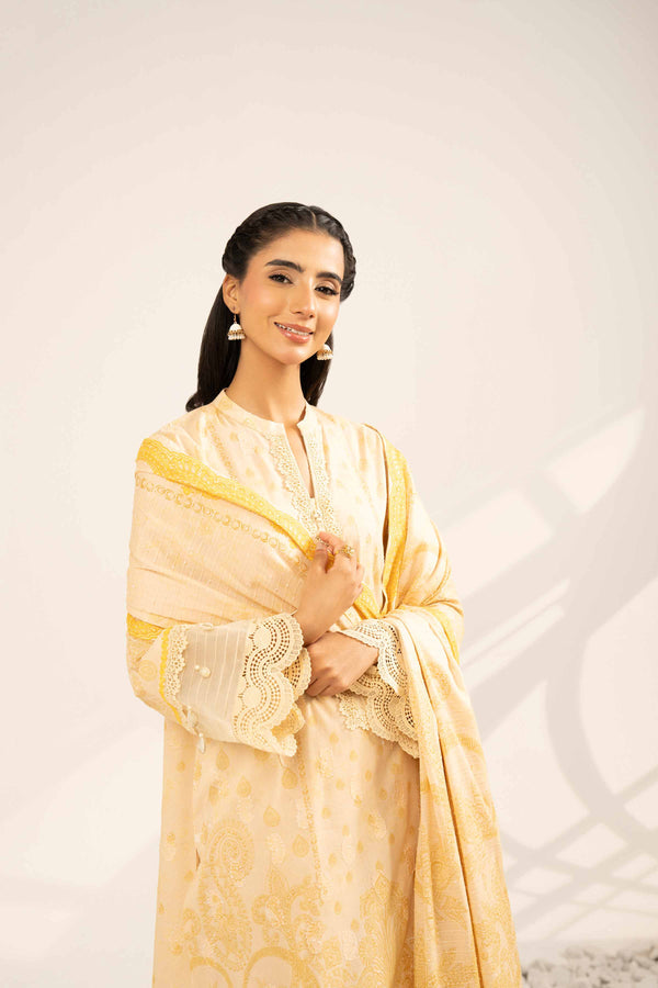 Nishat | Winter 25 | 42502121