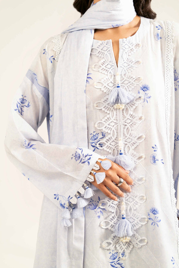 Nishat | Winter 25 | 42502122