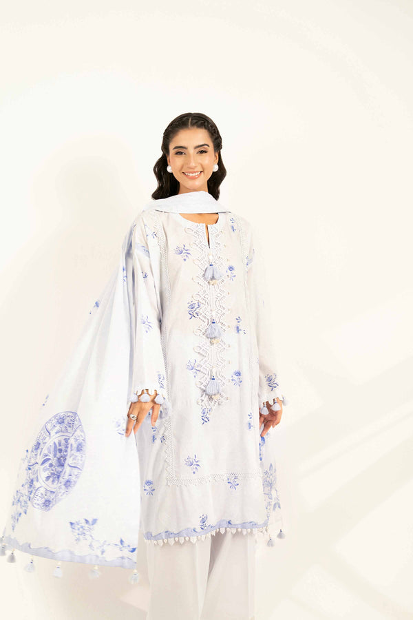 Nishat | Winter 25 | 42502122