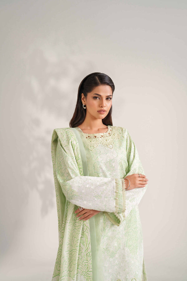 Nishat | Winter 25 | 42502123