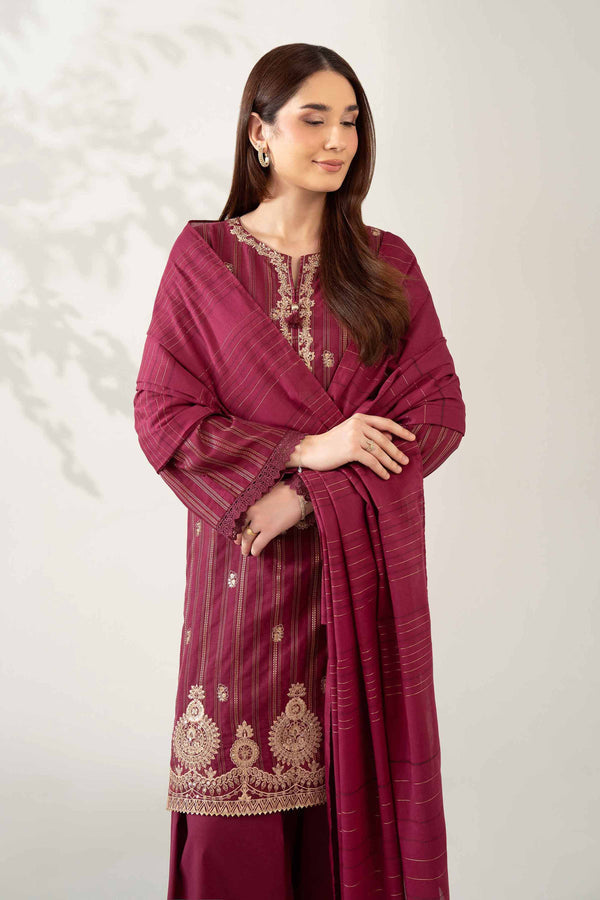 Nishat | Winter 25 | 42502605
