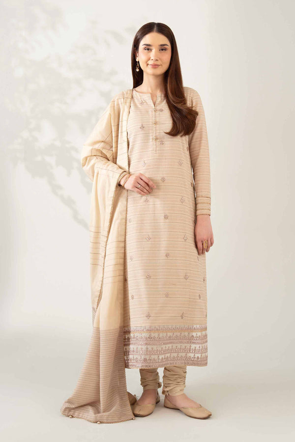 Nishat | Winter 25 | 42502606