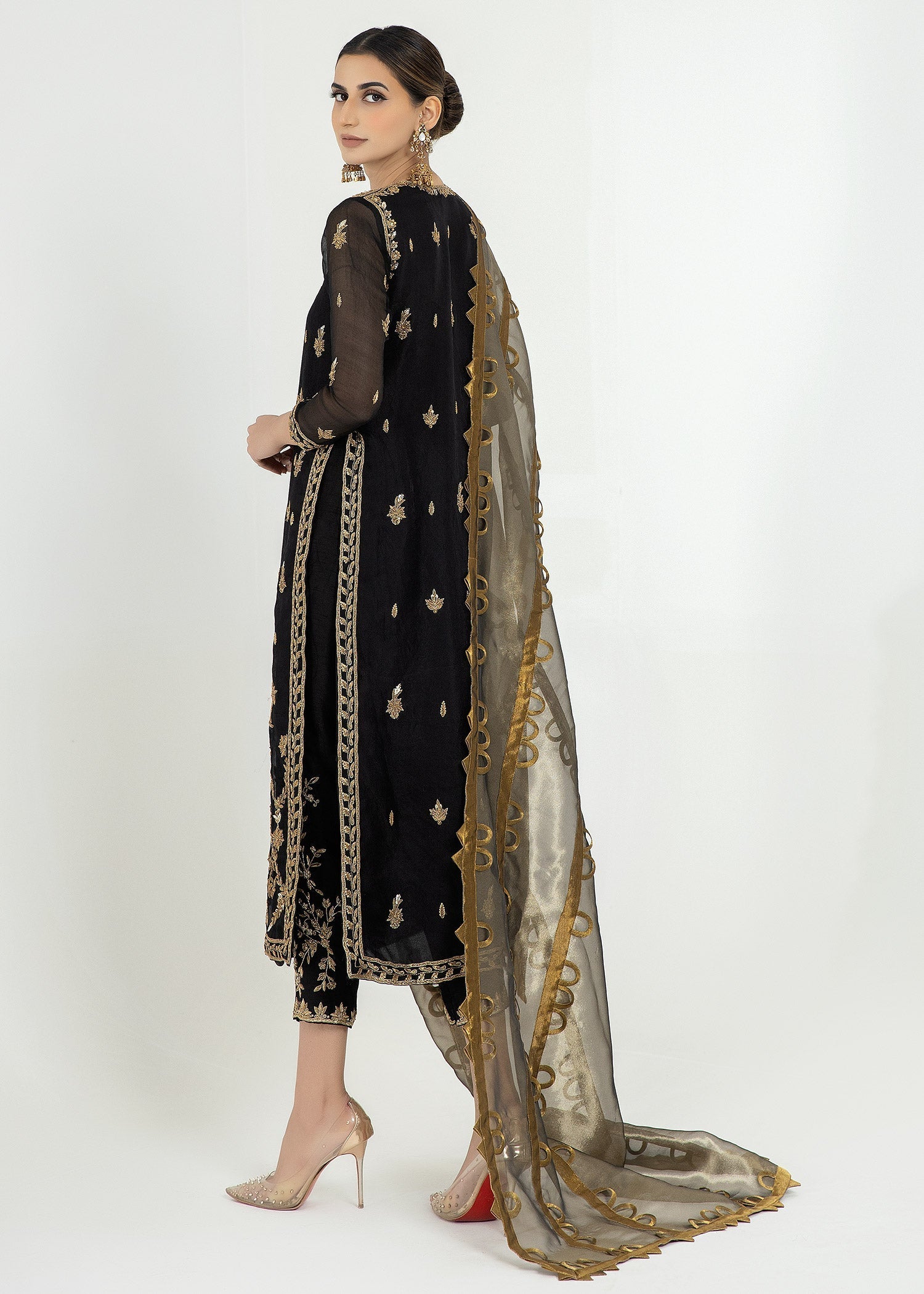 Purple Haze Pret Studio | Apsara Formals | Onyx