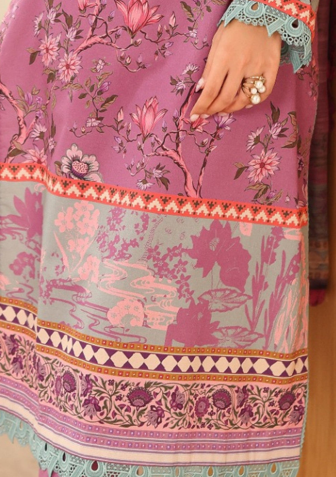 Lawn - Roheenaz - Pareesa 25 - Printed Cambric - RNZ#01B - NABEEÃÂÃÂÃÂÃÂ