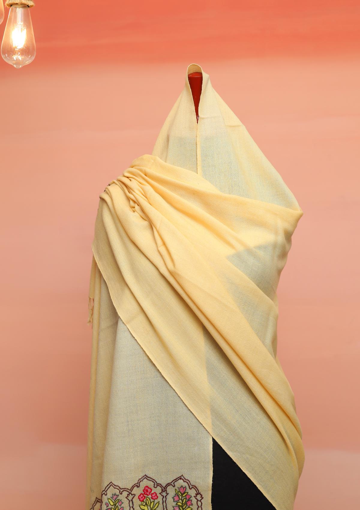 Wool Needle Work Shawl D - 30B - D Cream