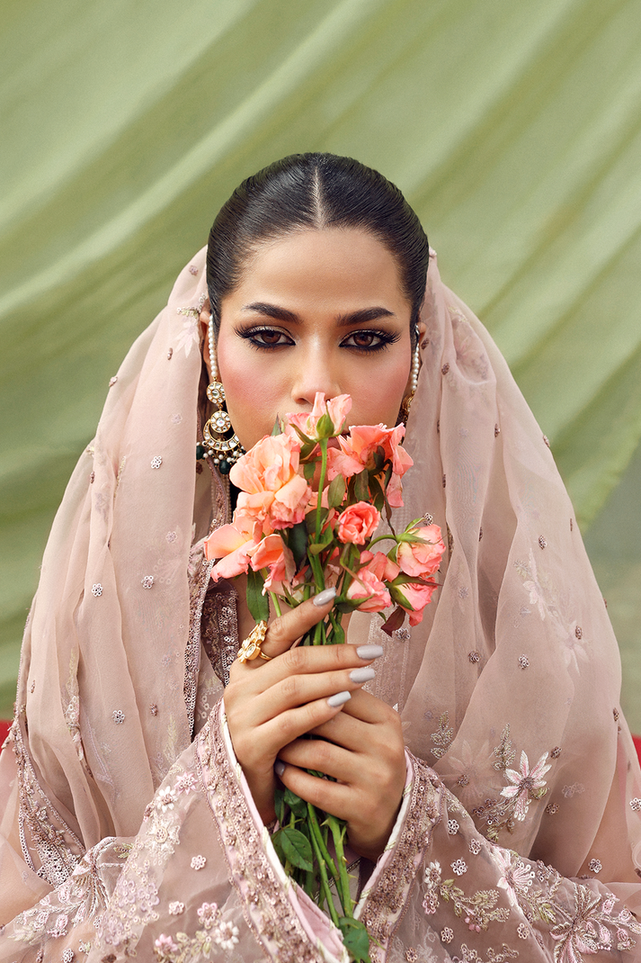 Emaan Adeel | Romansiyyah Luxury Formals | GULRUKH