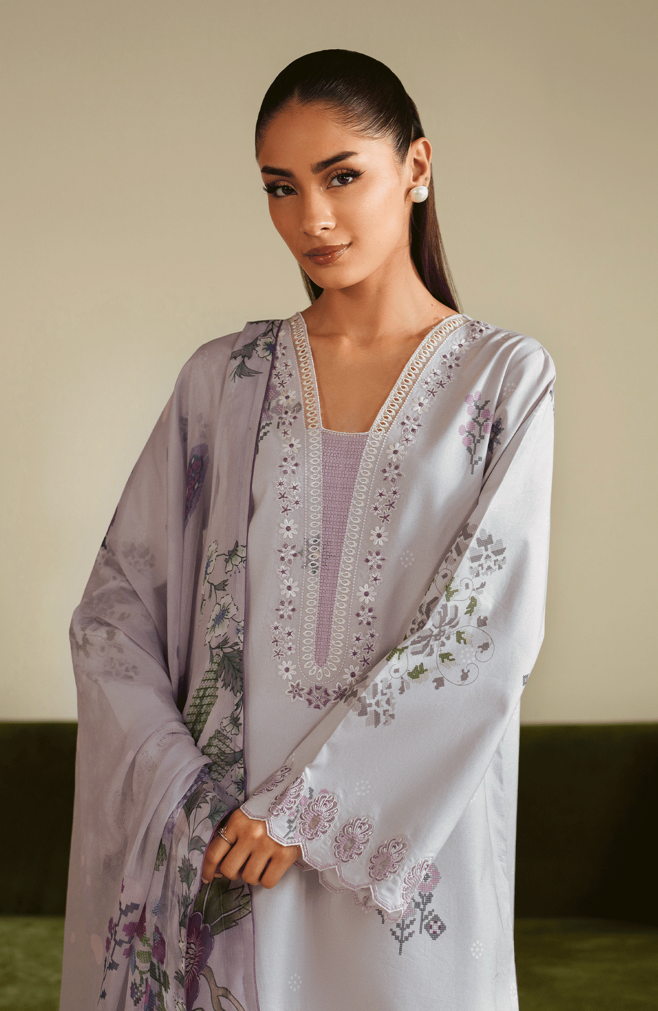 Seran | Ilara Cambric | LAVARA