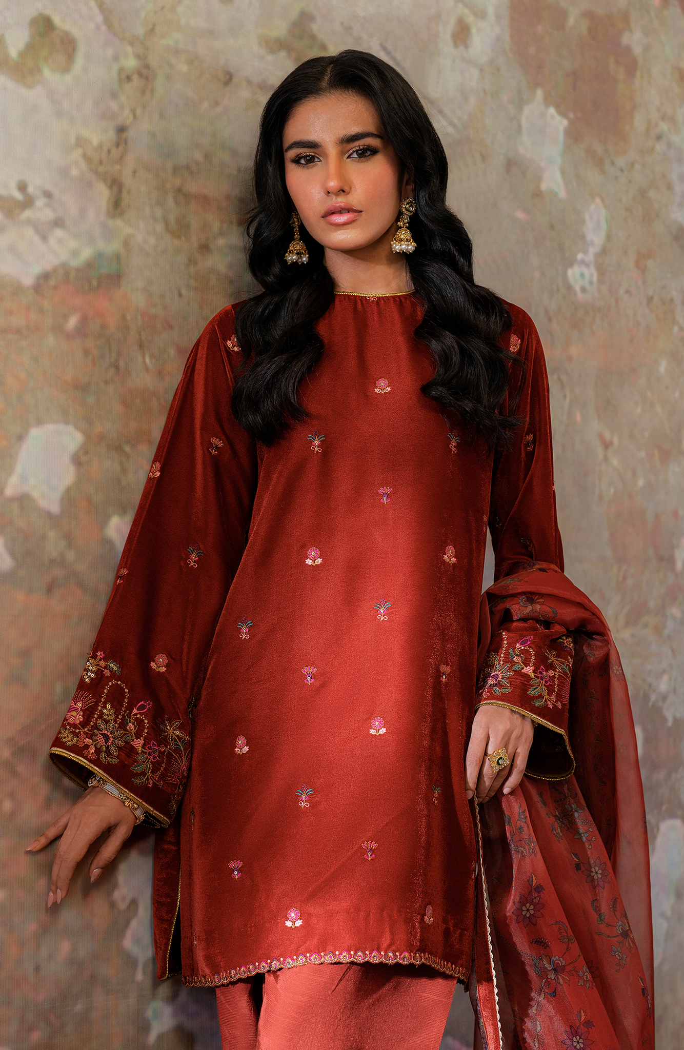 Seran | Velmor Velvet 24 | ARRIN